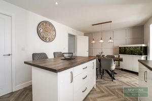 Photo 15- click for photo gallery